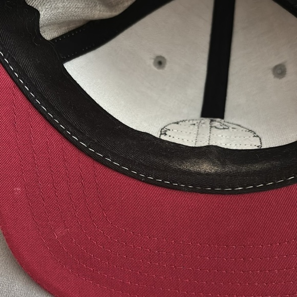Vans Two-Tone Gray and Red Cap - Picture 4 of 5